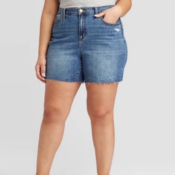 Universal Thread Jean Boyfriend Shorts Size 22W - Picture 1 of 9